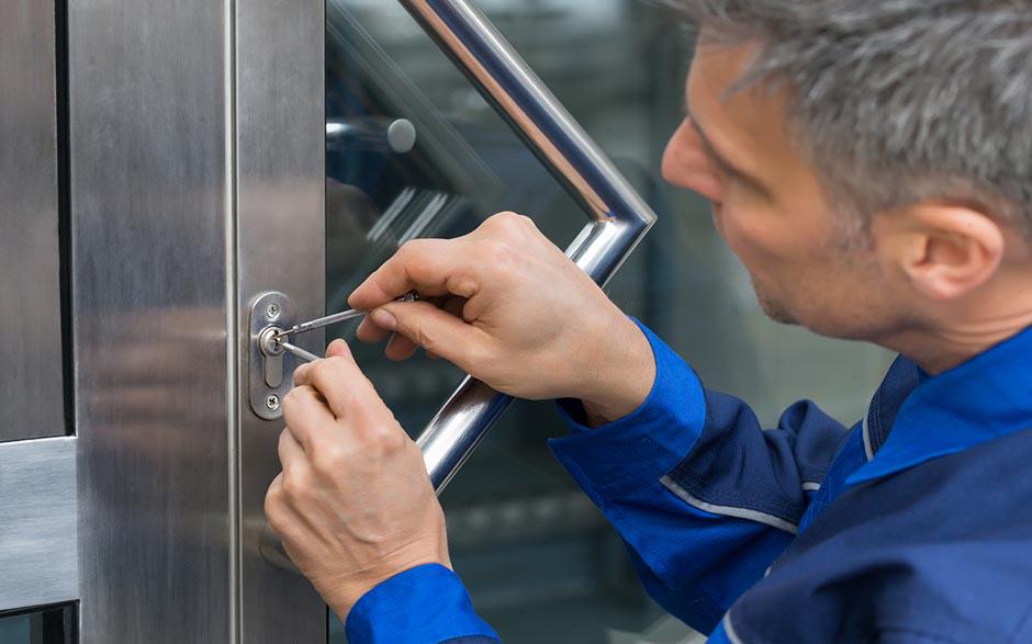 téléphone de artisans serruriers Paris 2